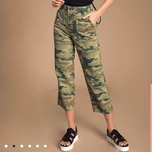 Free People NWT camo high-waisted wide leg jeans - Picture 1 of 12